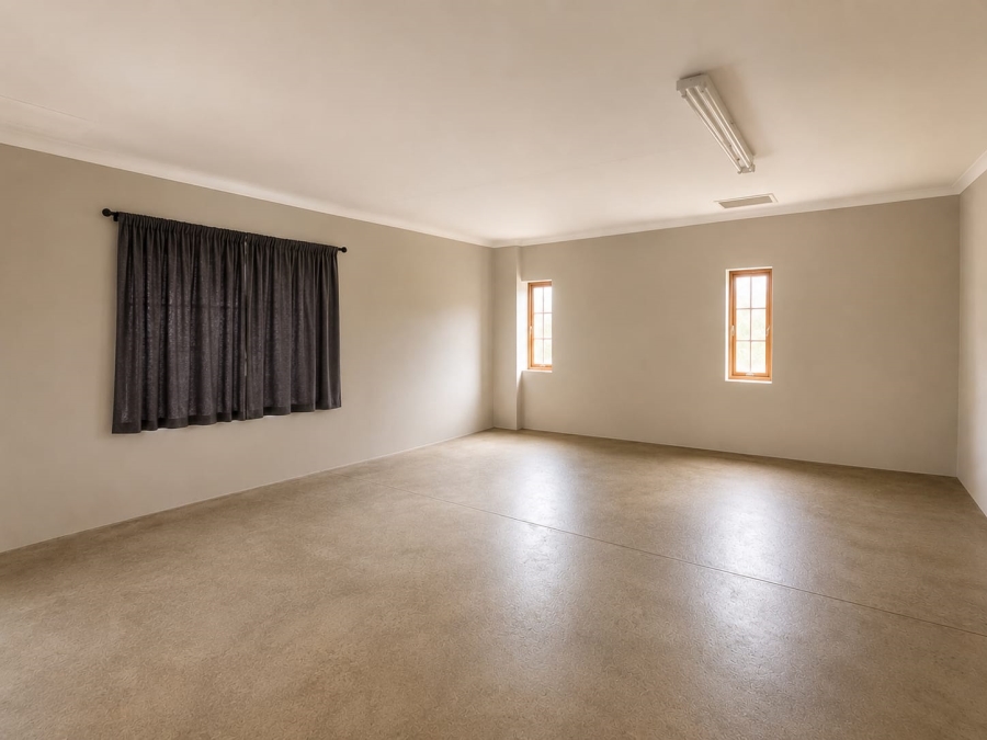 4 Bedroom Property for Sale in Ladybrand Free State